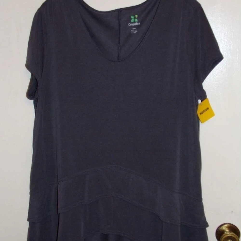 NWT GreenTea Womens  Sand Washed Black SS Top w Double Ruffle Design sz M